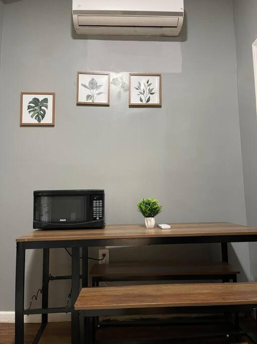Cozy Studio Staycation - Brooklyn Close To Train Stations New York Extérieur photo