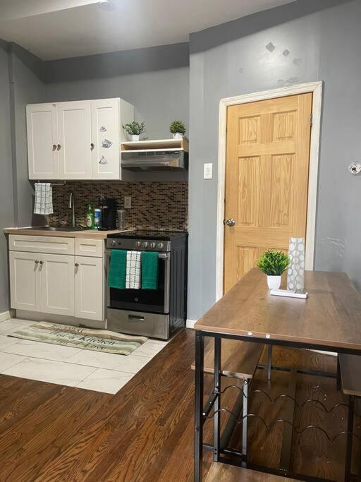 Cozy Studio Staycation - Brooklyn Close To Train Stations New York Extérieur photo